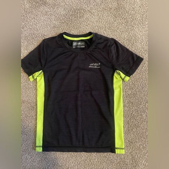 ((4 PIECE)) BOYS TEE TSHIRT BUNDLE EDDIE BAUER SIZE XS - 5/6 - Picture 2 of 13